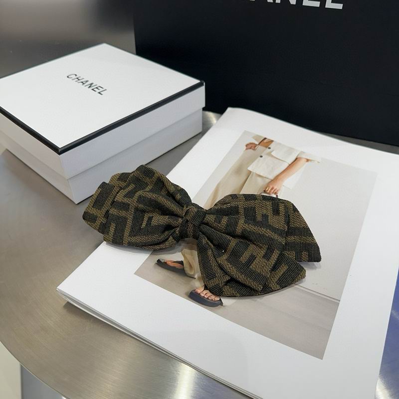 Fendi Hairpin hh (2)