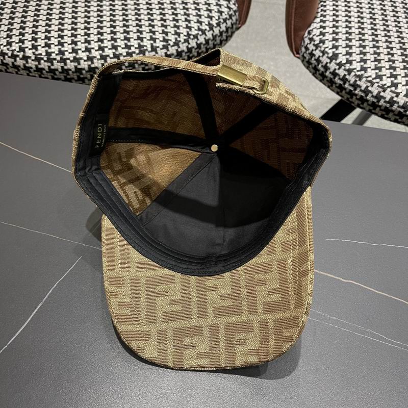 Fendi cap (36)