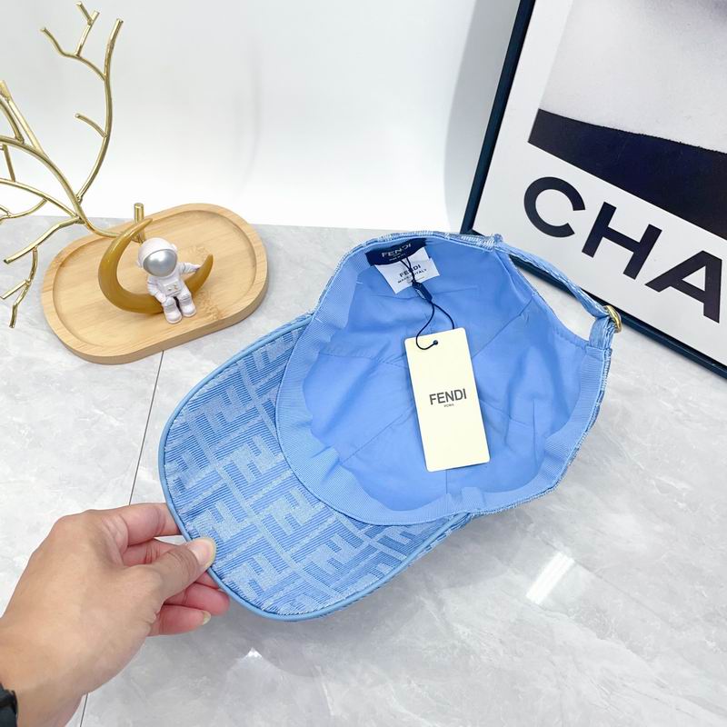 Fendi cap dx (2)