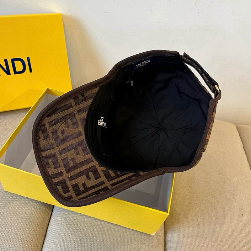 Fendi cap dx (3)