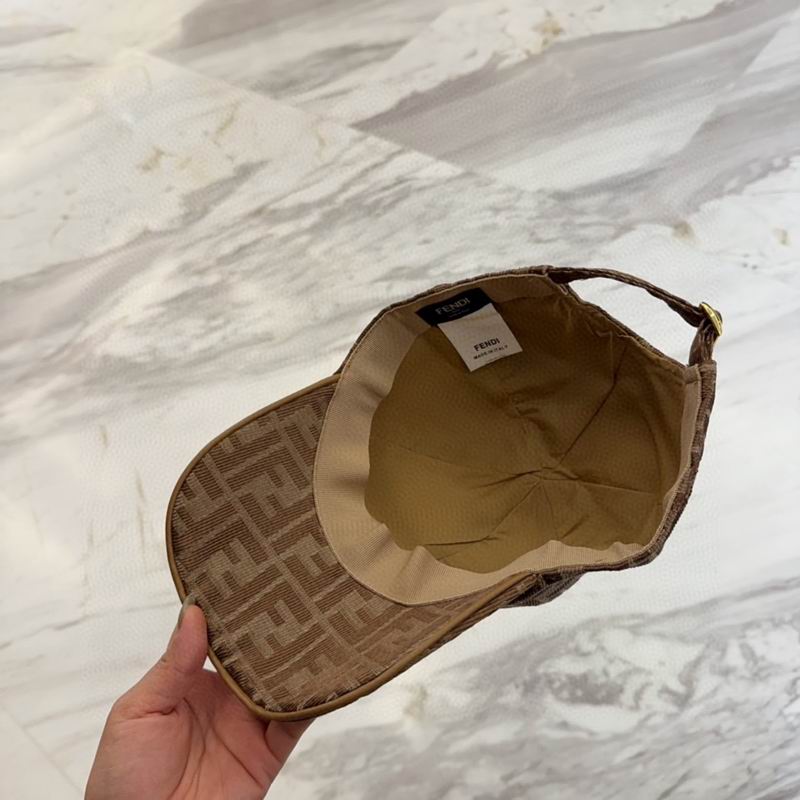 Fendi cap dx (3)