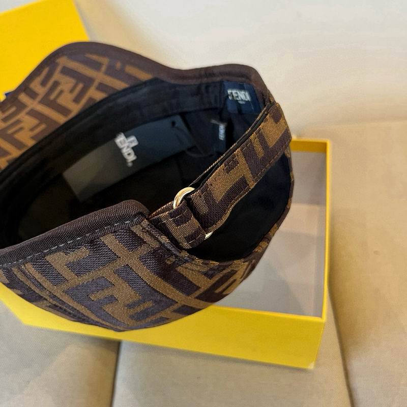 Fendi cap dx (4)