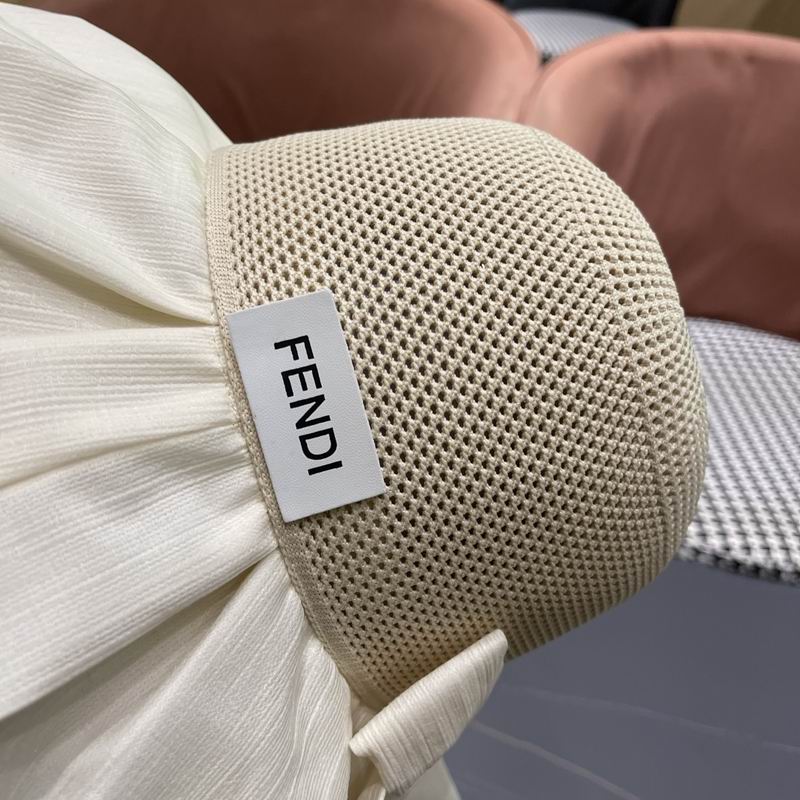 Fendi hat (22)