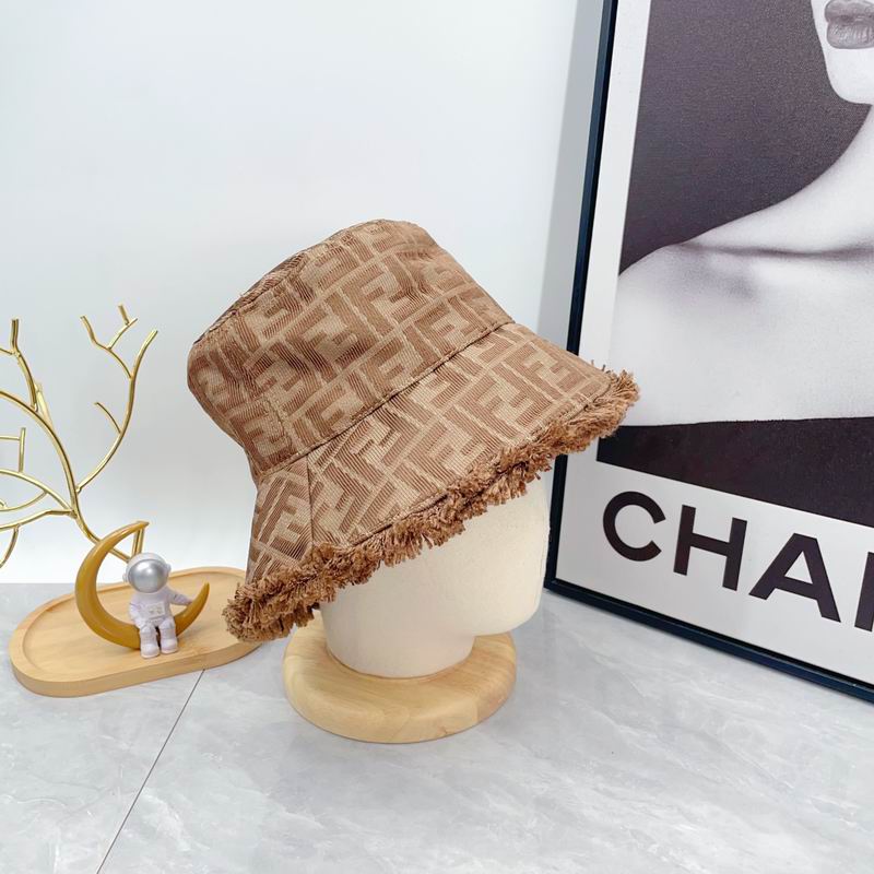 Fendi hat dx (7)