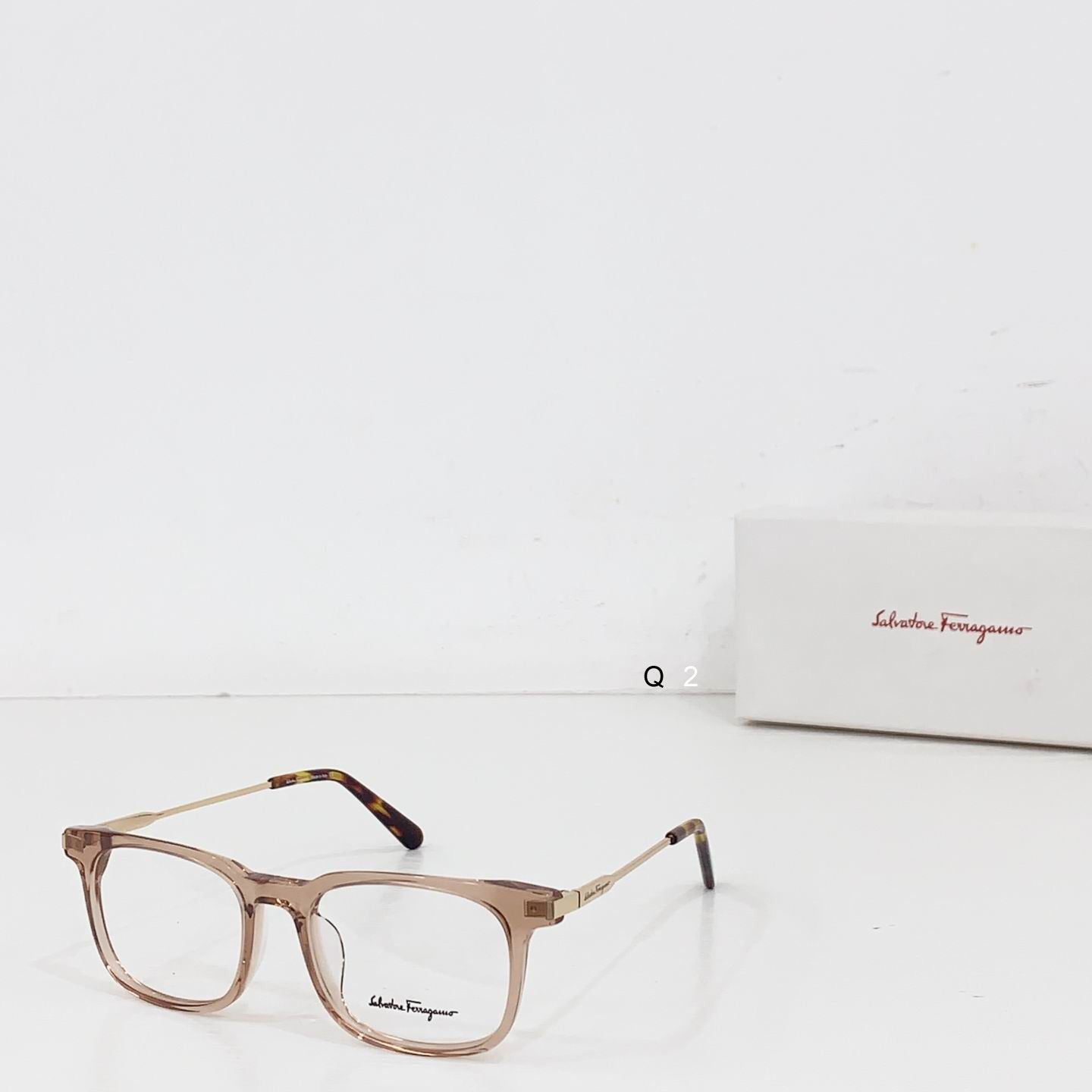 Ferragamo 1586 51 18-145 b04