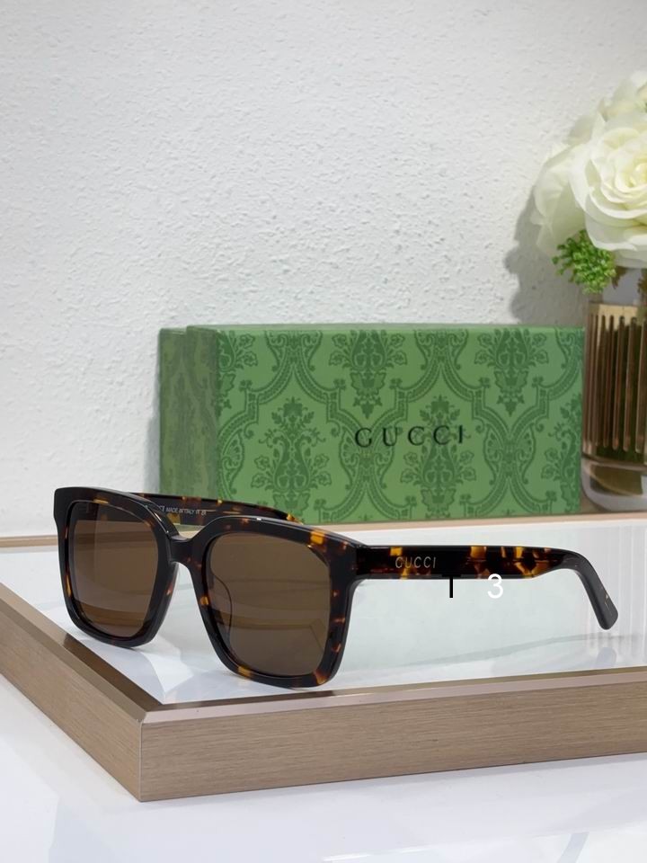 Gucci GG1582 53-21-140 c05