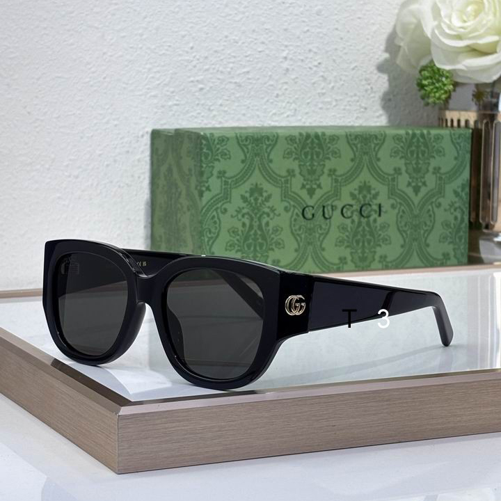 Gucci GG1599SA 52 17-145 c01