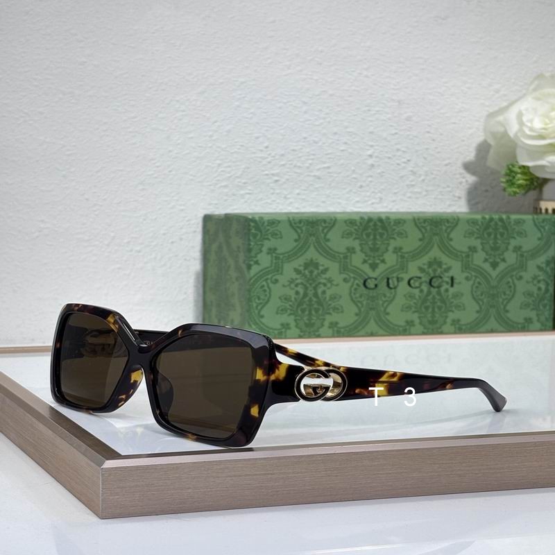 Gucci GG2015S 57 16-145  c02