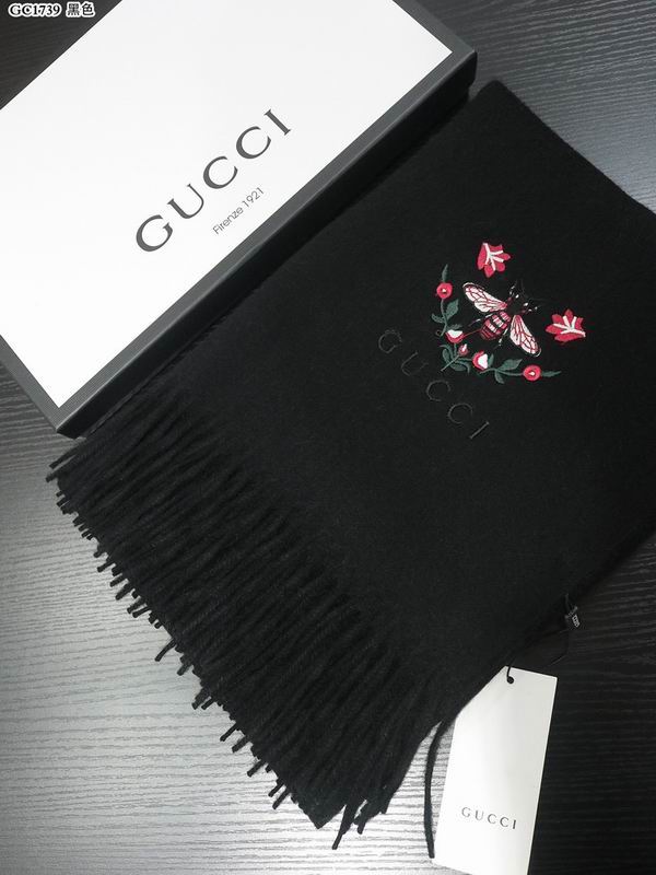 Gucci Scarf 70X200cm E20 (36)