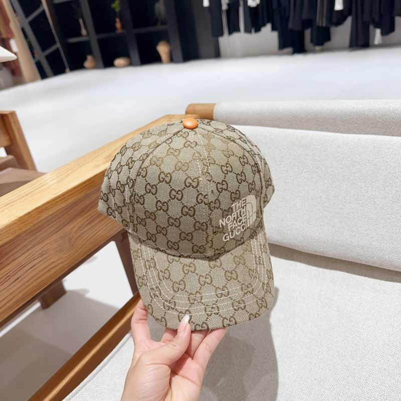 Gucci X The North Face Cap  (5)