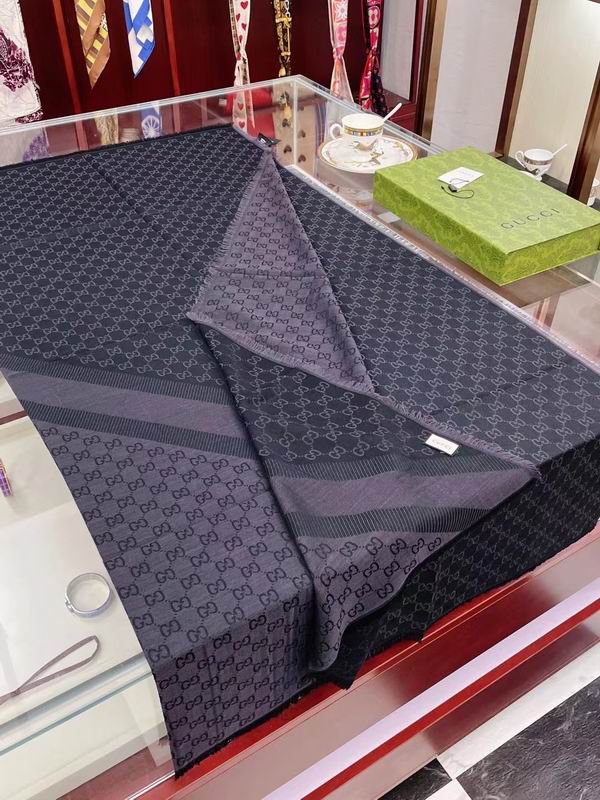 Gucci scarf 140X140cm E02 (30)