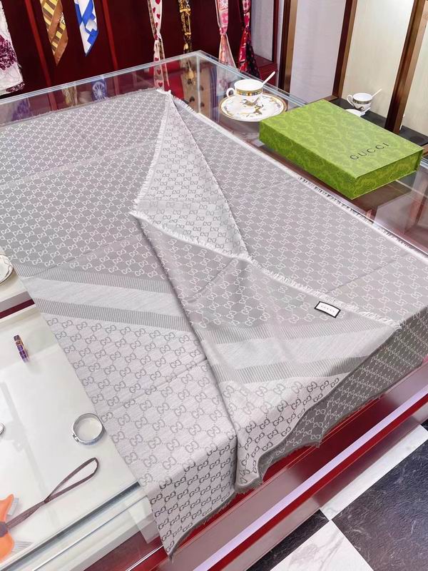 Gucci scarf 140X140cm E02 (48)