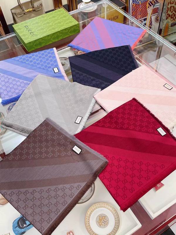Gucci scarf 140X140cm E02 (52)