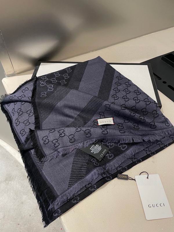 Gucci silk scarf 140X140cm E01 (13)