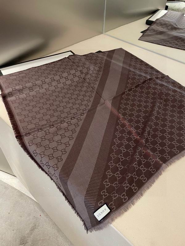 Gucci silk scarf 140X140cm E01 (21)