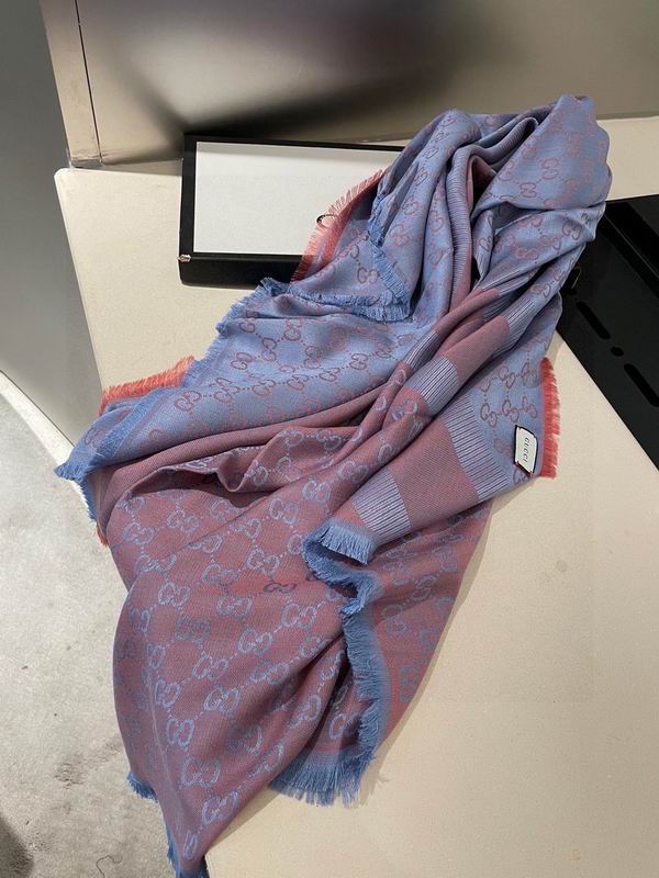 Gucci silk scarf 140X140cm E01 (37)