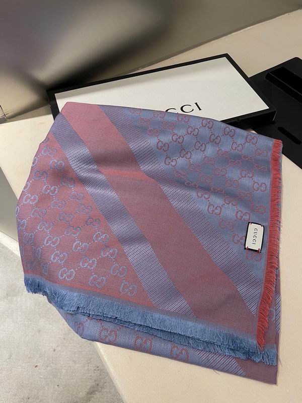 Gucci silk scarf 140X140cm E01 (41)