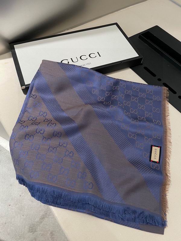 Gucci silk scarf 140X140cm E01 (47)