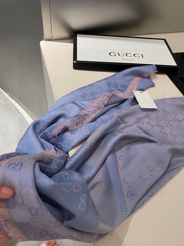 Gucci silk scarf 140X140cm E01 (53)