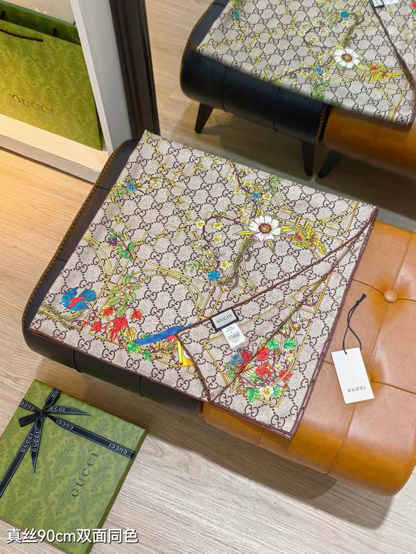 Gucci silk scarf sgc2507 90X90cm E13 (4)