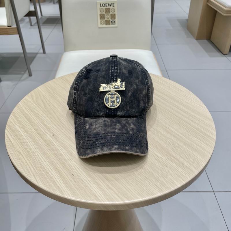 Hermes cap (63)