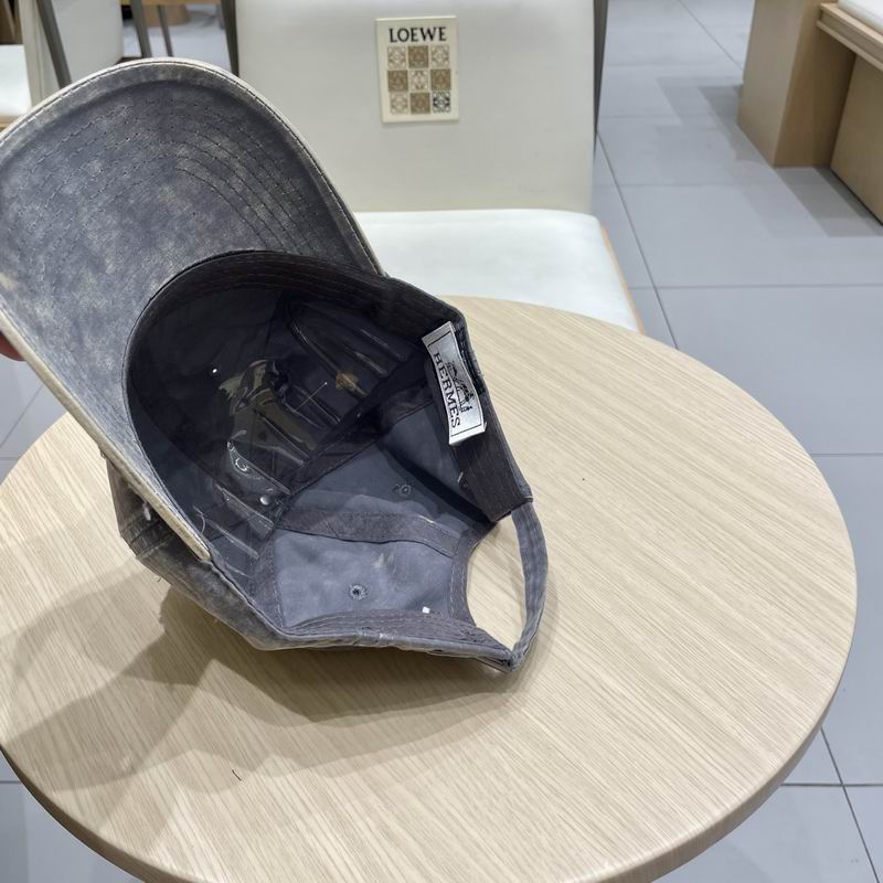 Hermes cap (73)