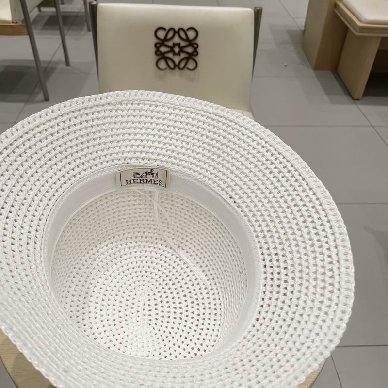 Hermes top hat (1)