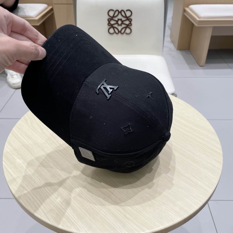 LV Cap (175)