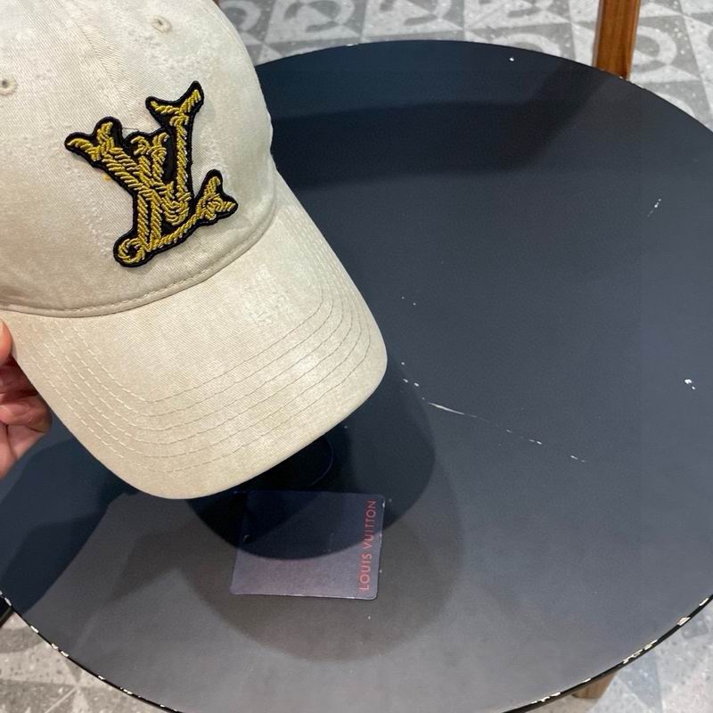 LV Cap (231)