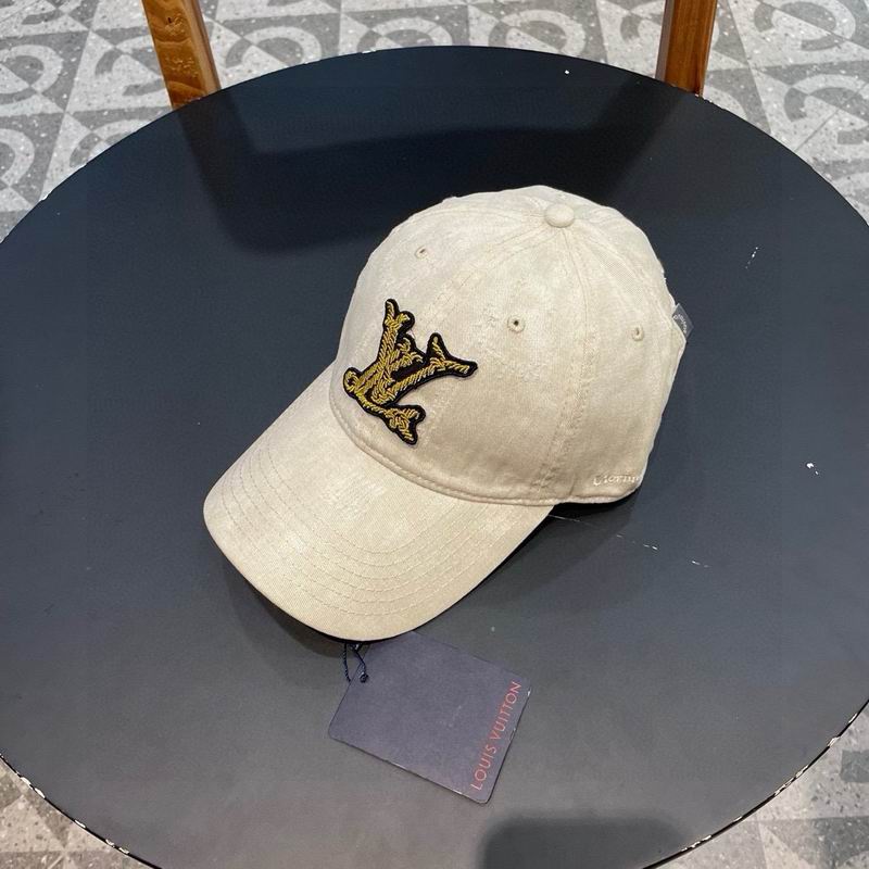 LV Cap (233)