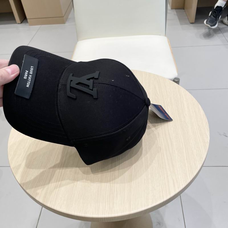 LV Cap (265)