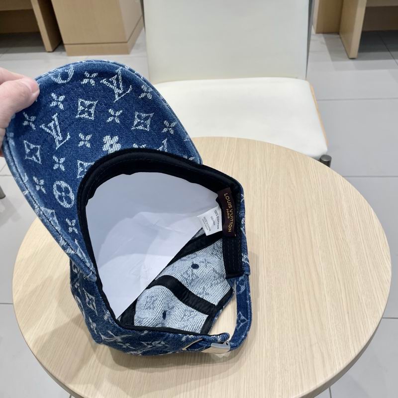 LV Cap (289)