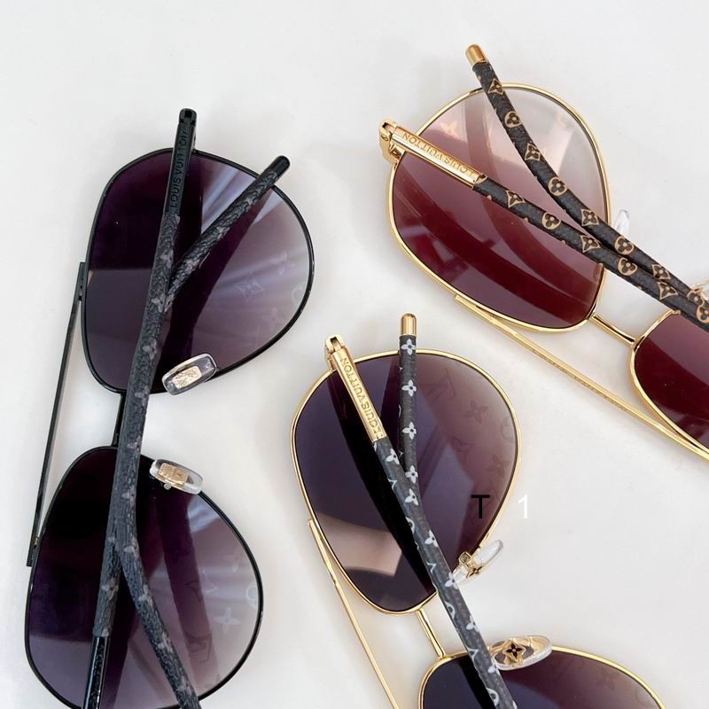 LV Z1795U  64 13-142 b08