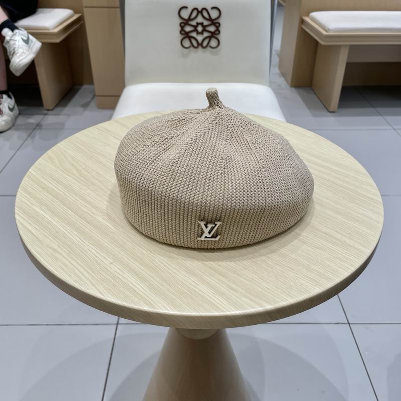 LV beret (26)