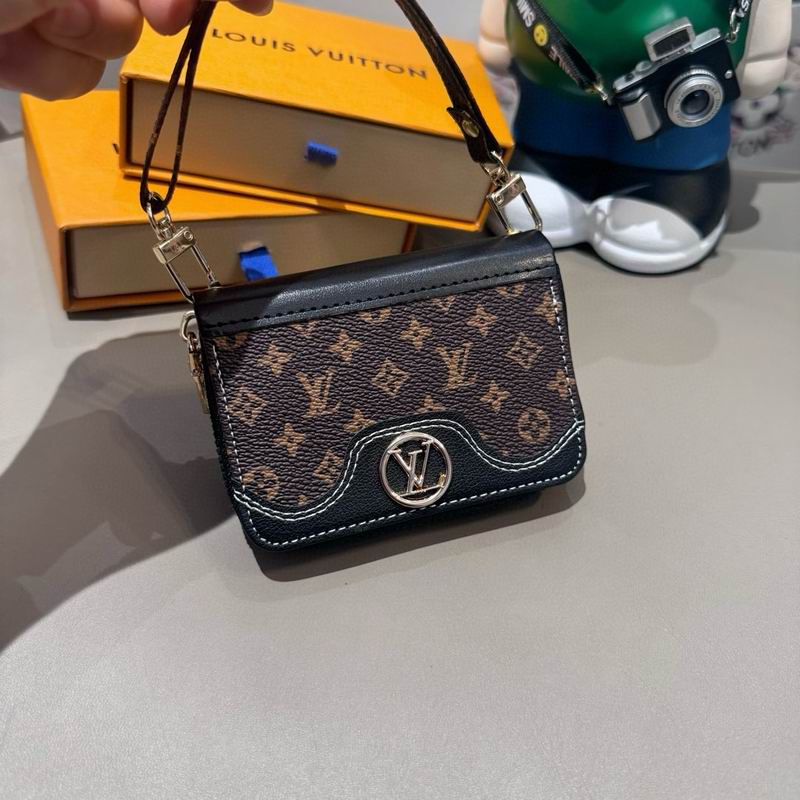 LV card bag 01 (1)