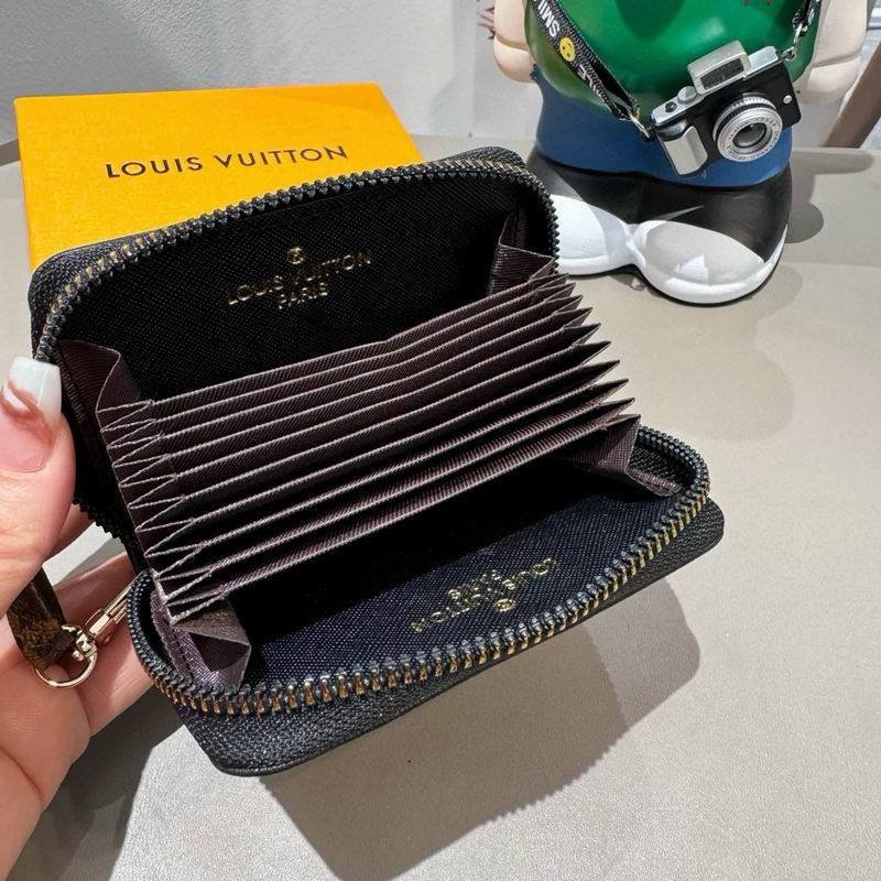 LV card bag 01 (12)