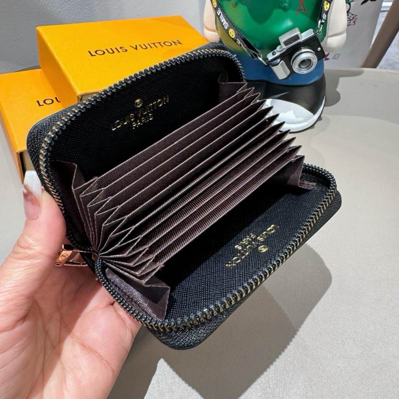LV card bag 01 (2)