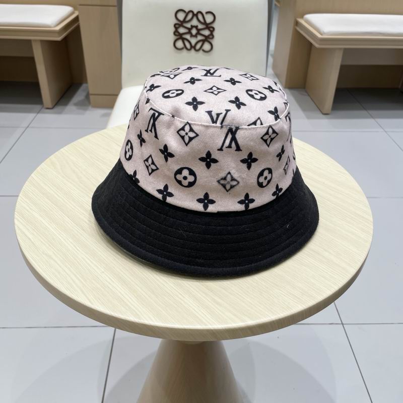 LV hat (110)