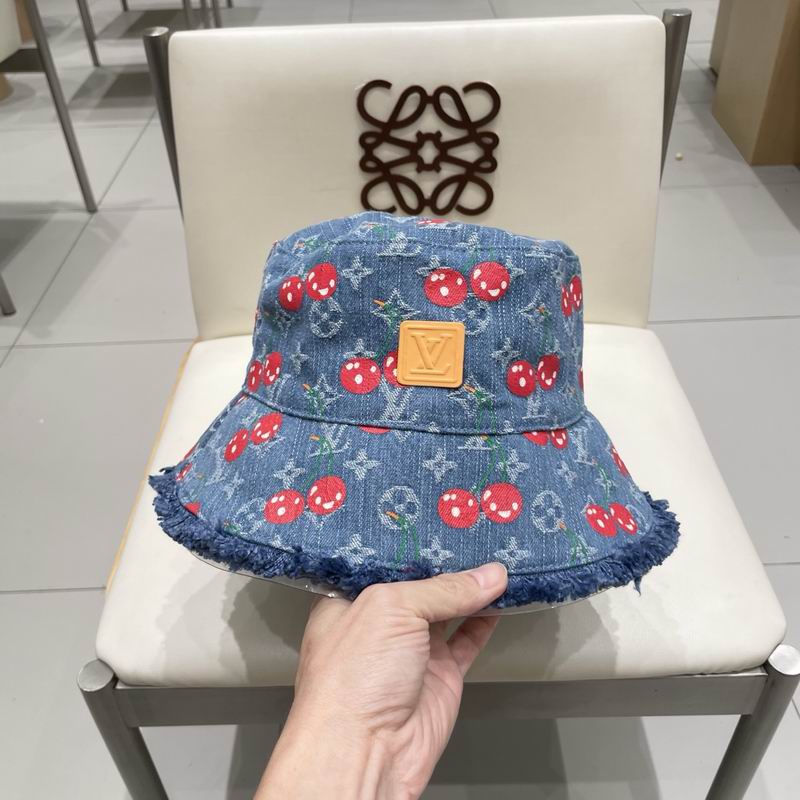LV hat (115)
