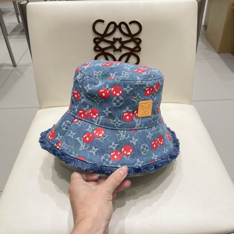 LV hat (116)