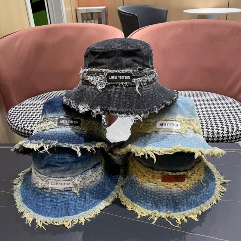 LV hat (120)