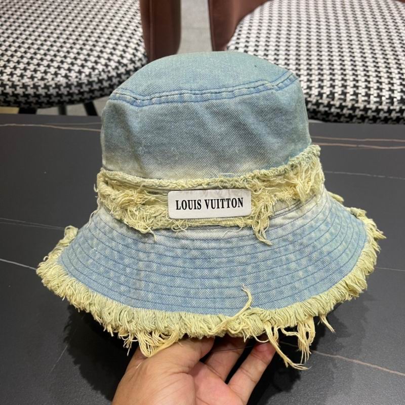 LV hat (125)