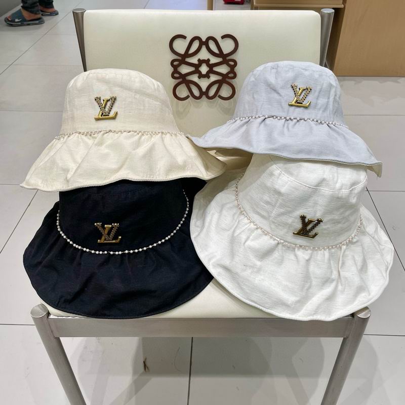 LV hat (125)