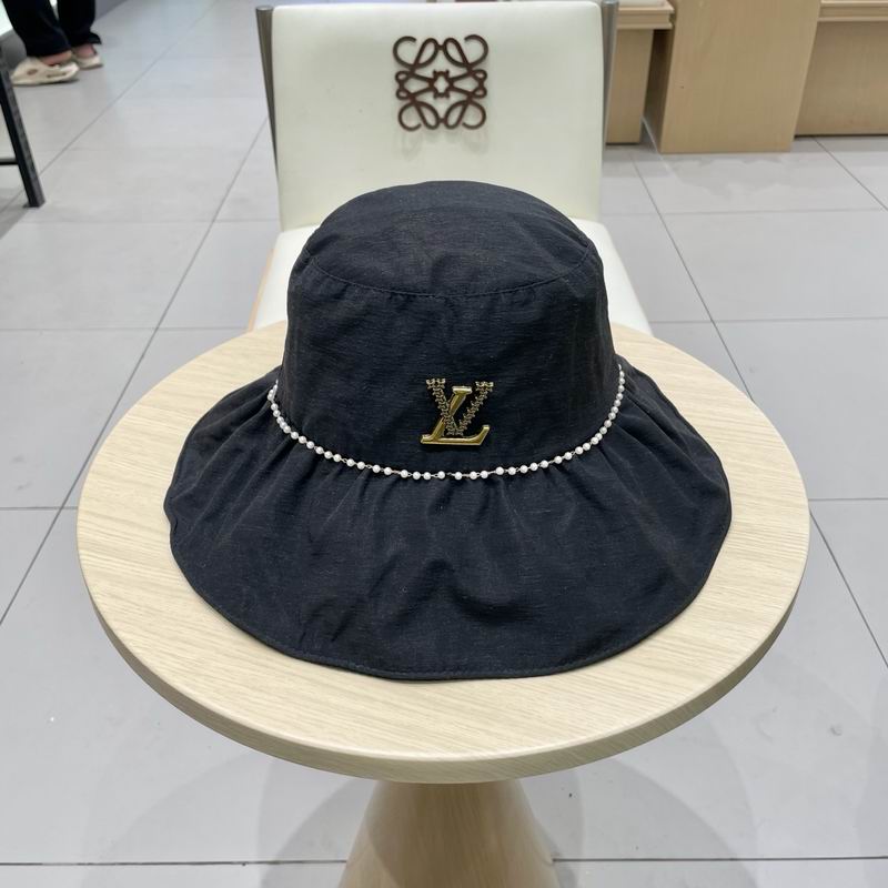 LV hat (129)