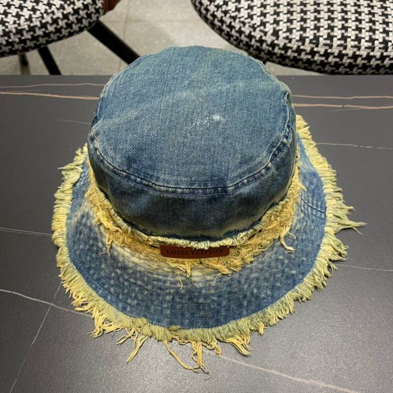 LV hat (149)
