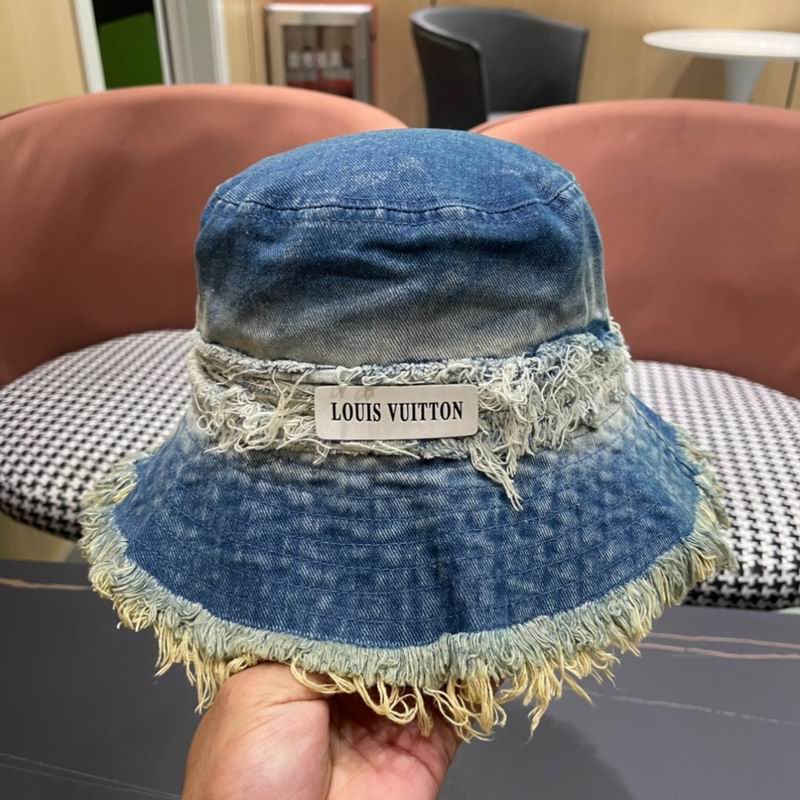 LV hat (168)