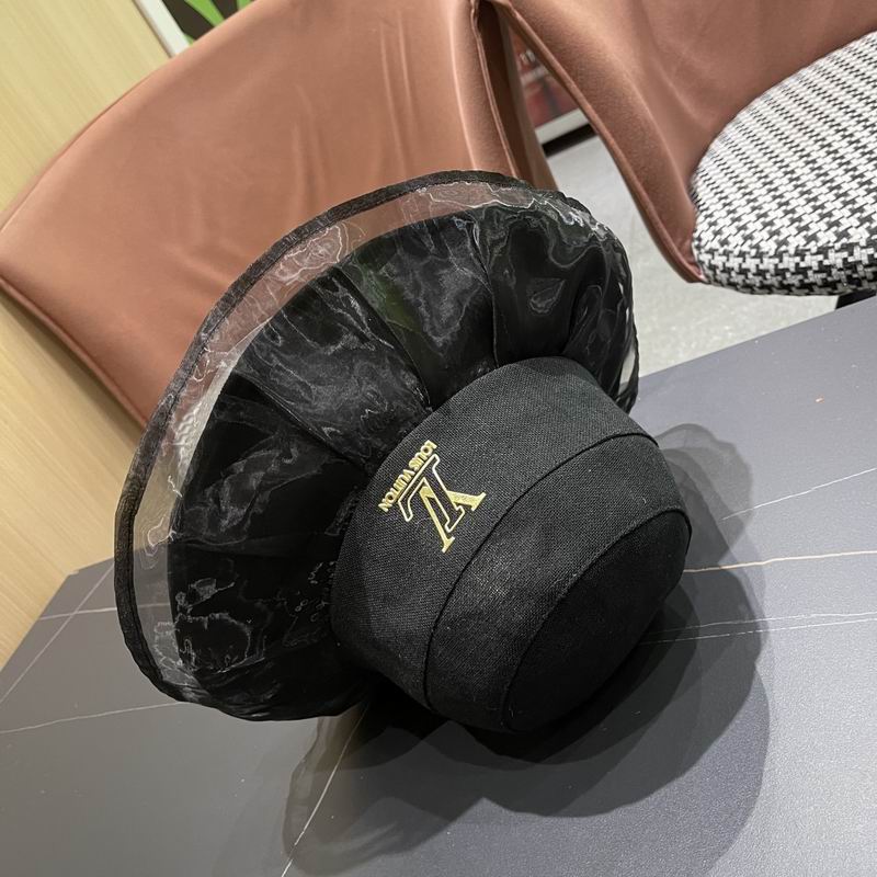 LV hat (188)