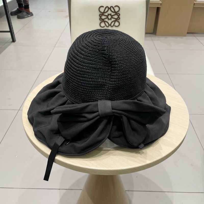 LV hat (194)
