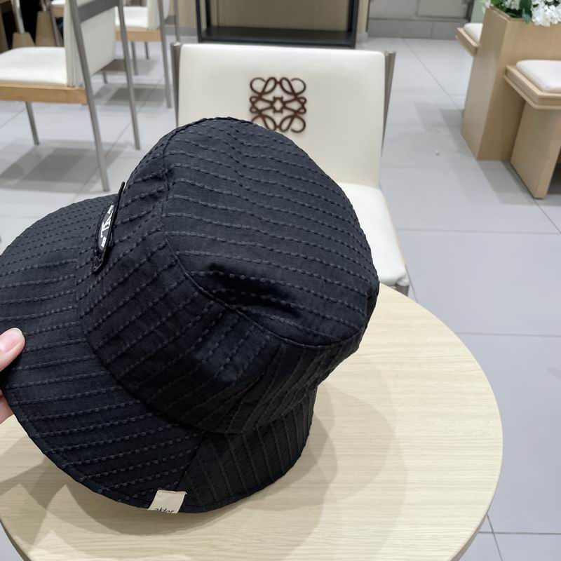 LV hat (216)