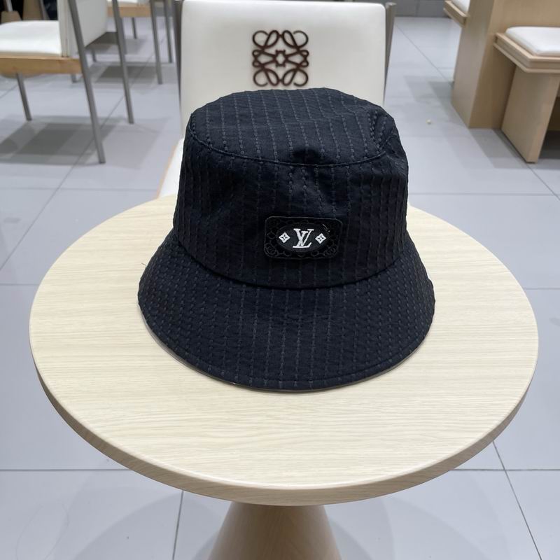 LV hat (218)